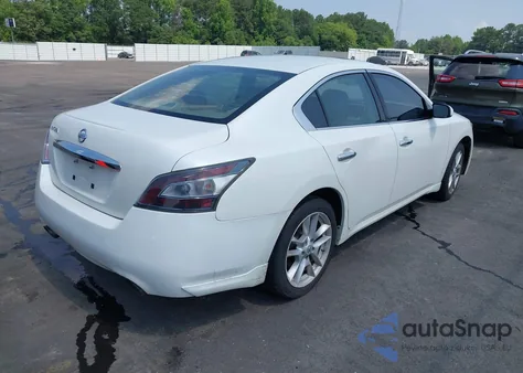 2013 Nissan Maxima 3.5 S z USA, uszkodzony, nr VIN 1N4AA5AP3DC822747
